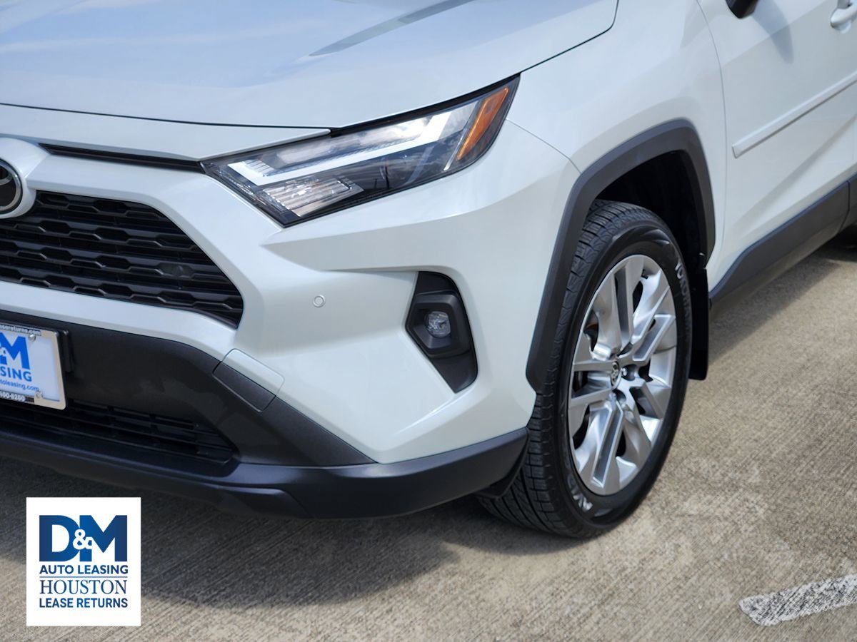 Used 2023 Toyota RAV4 XLE Premium FWD image 12