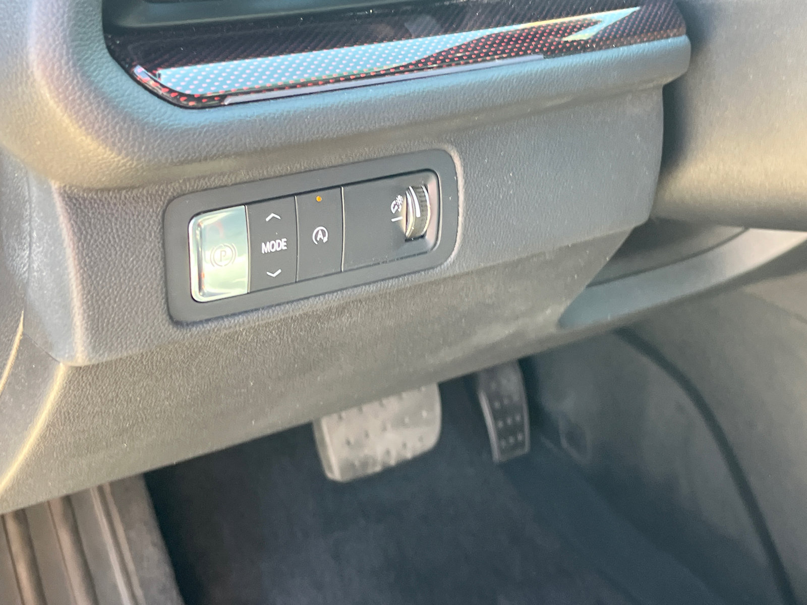 Certified 2024 Chevrolet Traverse RS image 13