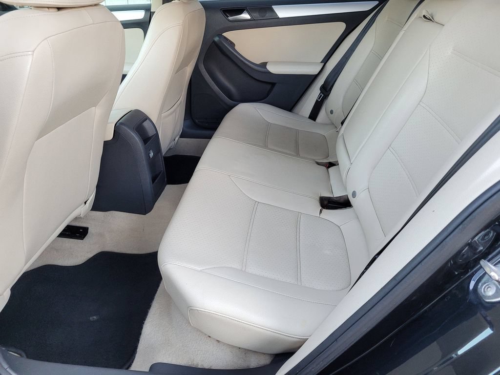Used 2015 Volkswagen Jetta SEL Premium FWD image 6