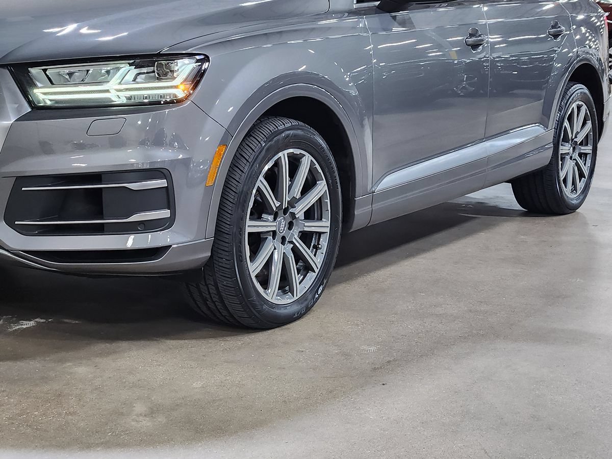 Used 2018 Audi Q7 3.0T Premium Plus w/ Premium Plus Package AWD/4WD image 17