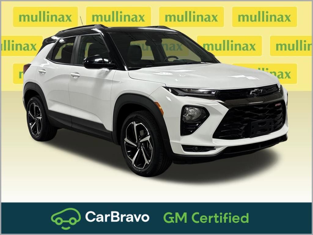 Used 2022 Chevrolet TrailBlazer RS w/ Sun and Liftgate Package image 1