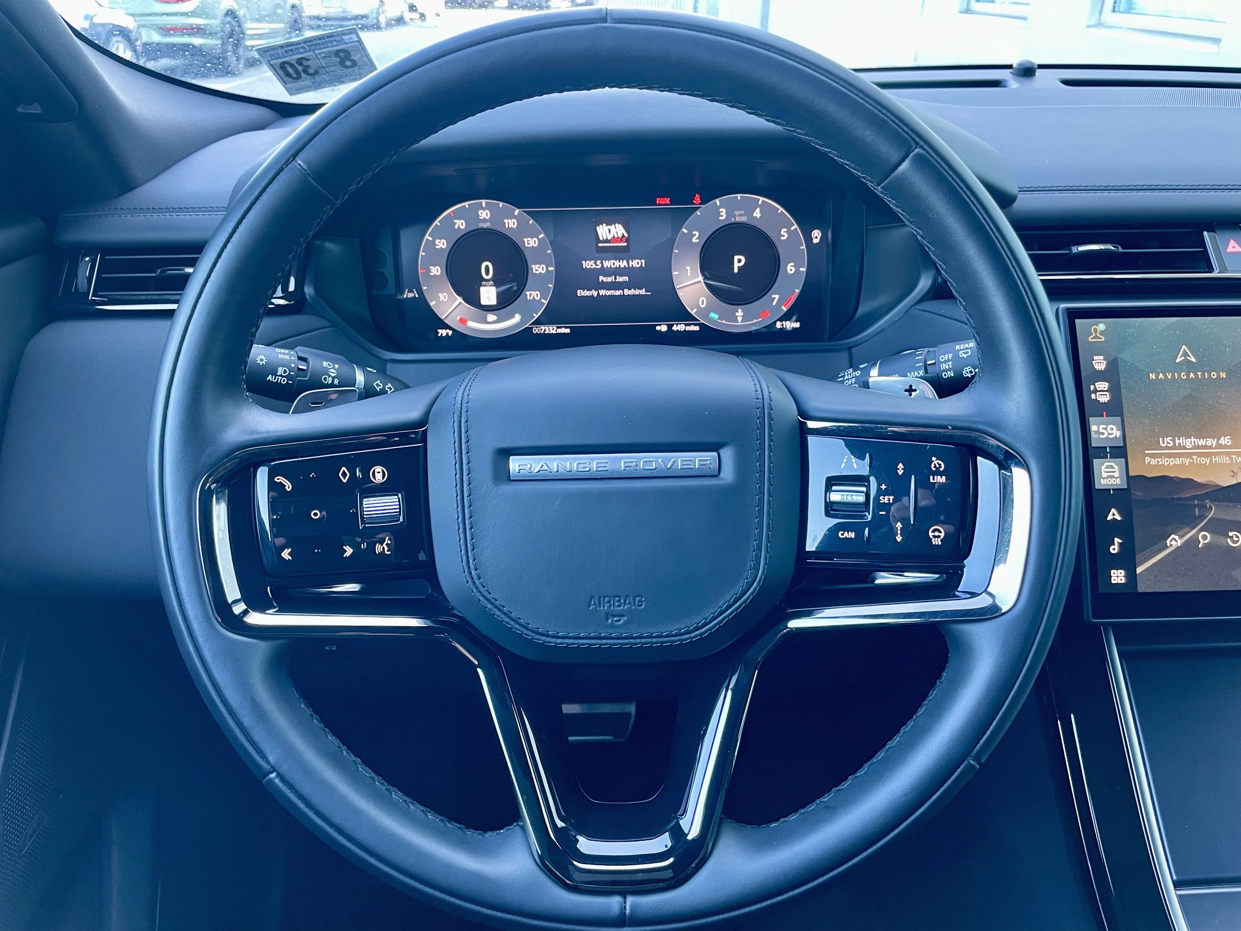 Certified 2026 Land Rover Range Rover Velar Dynamic SE AWD/4WD image 21