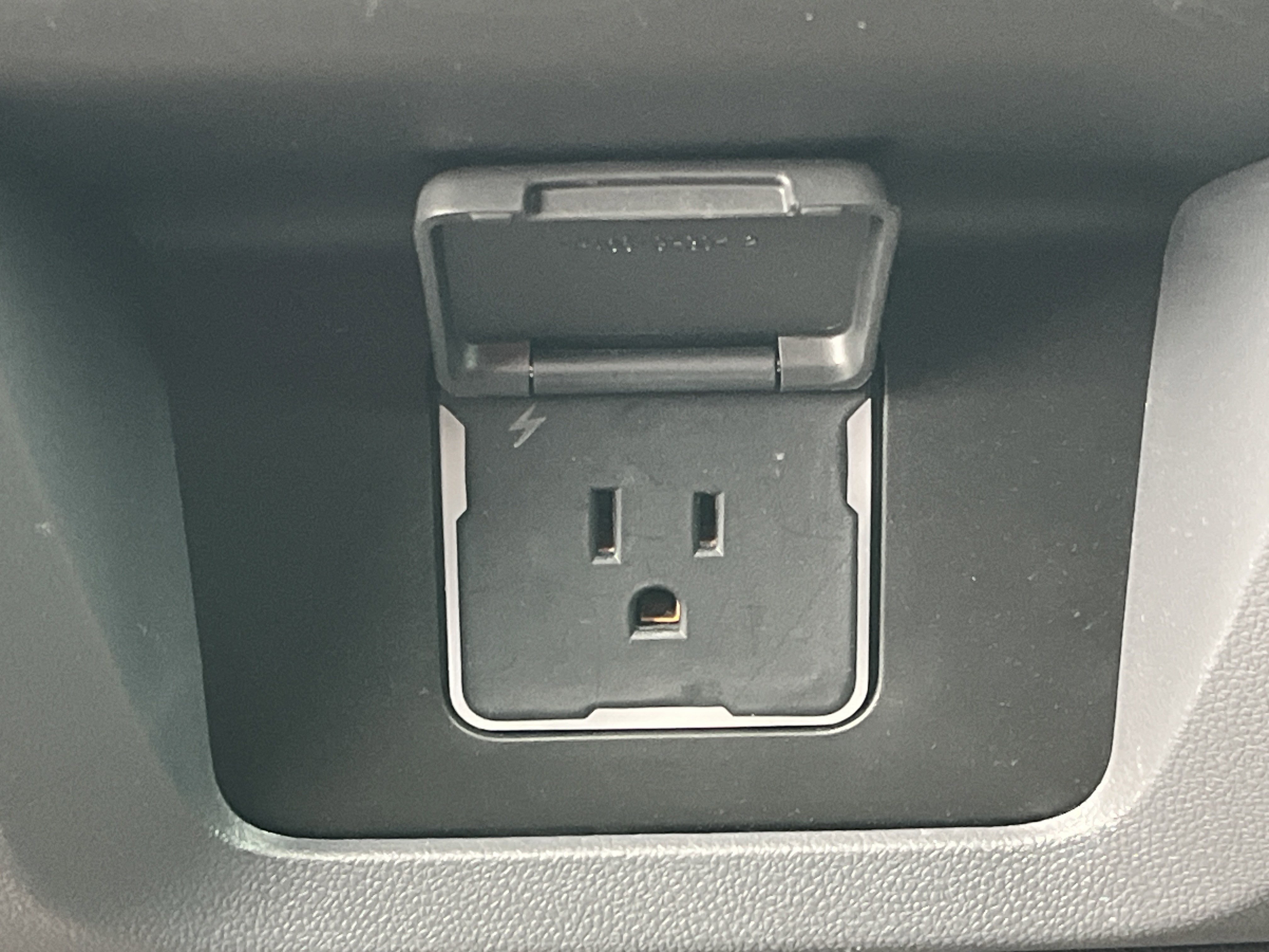 Used 2023 GMC Yukon Denali w/ Max Trailering Package image 22