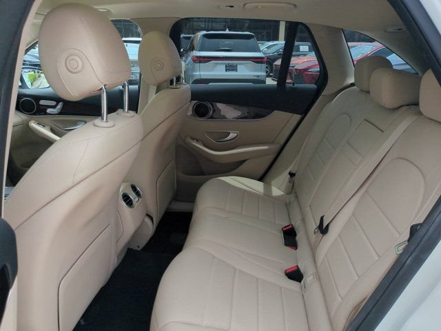 Used 2022 Mercedes-Benz GLC 300 image 12