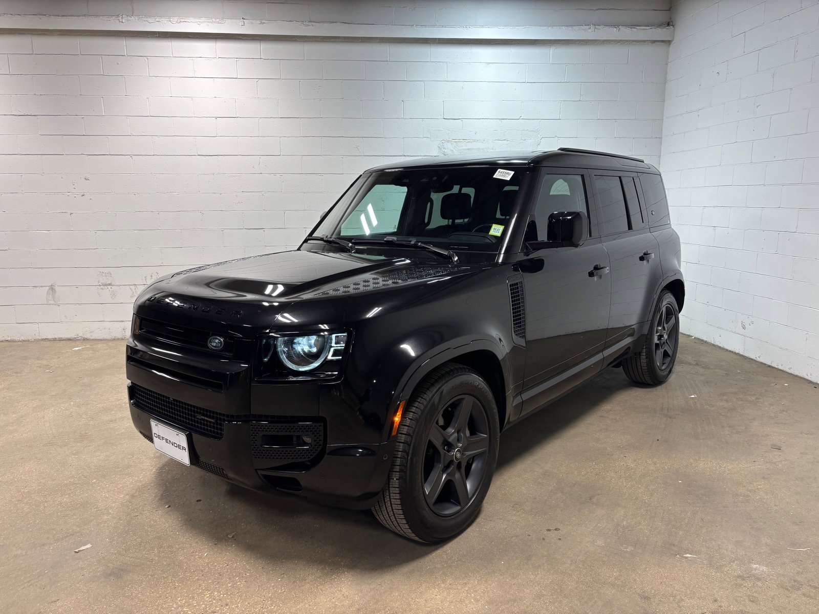 Used 2023 Land Rover Defender 110 X-Dynamic SE