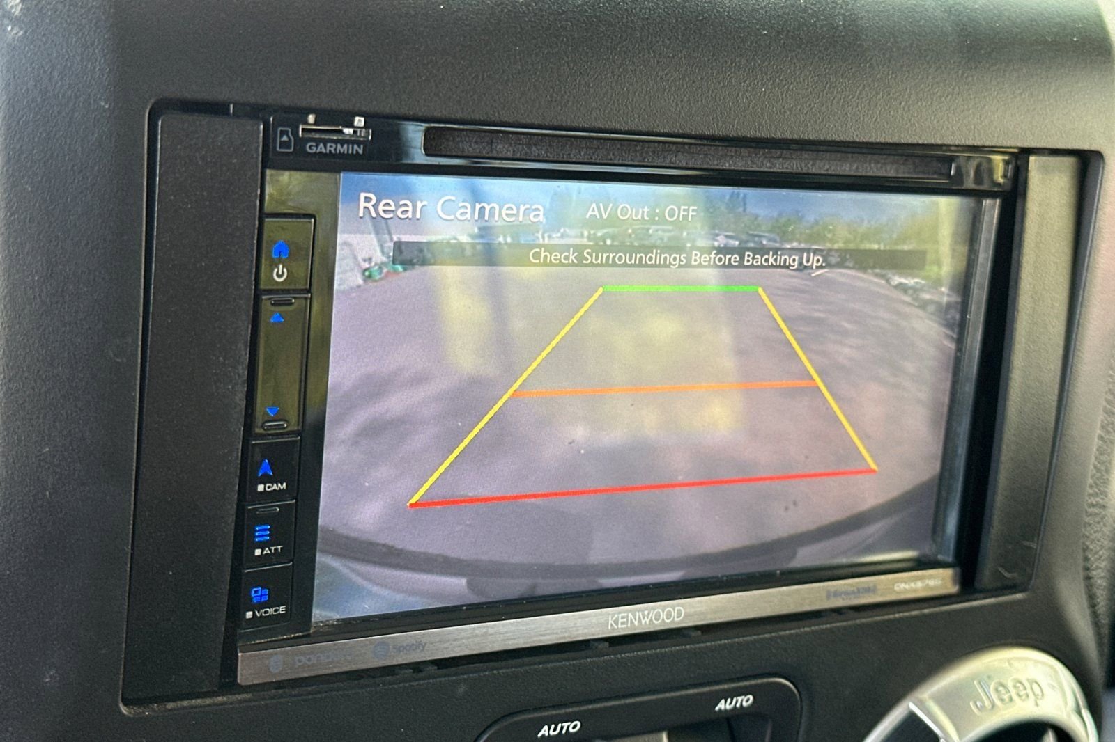 Used 2018 Jeep Wrangler Unlimited Sahara AWD/4WD image 21