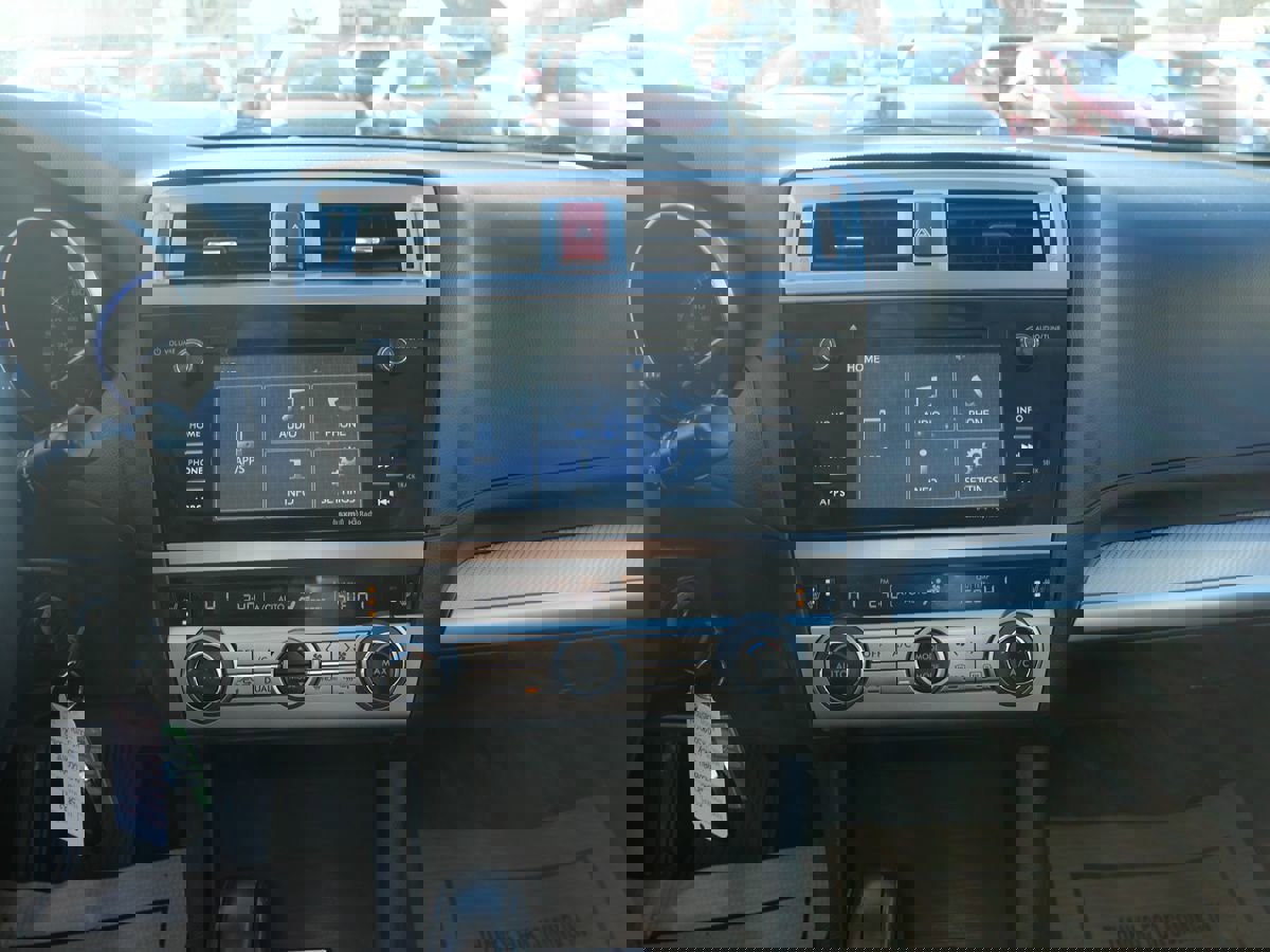 Used 2017 Subaru Legacy 2.5i Premium w/ Moonroof Package image 13