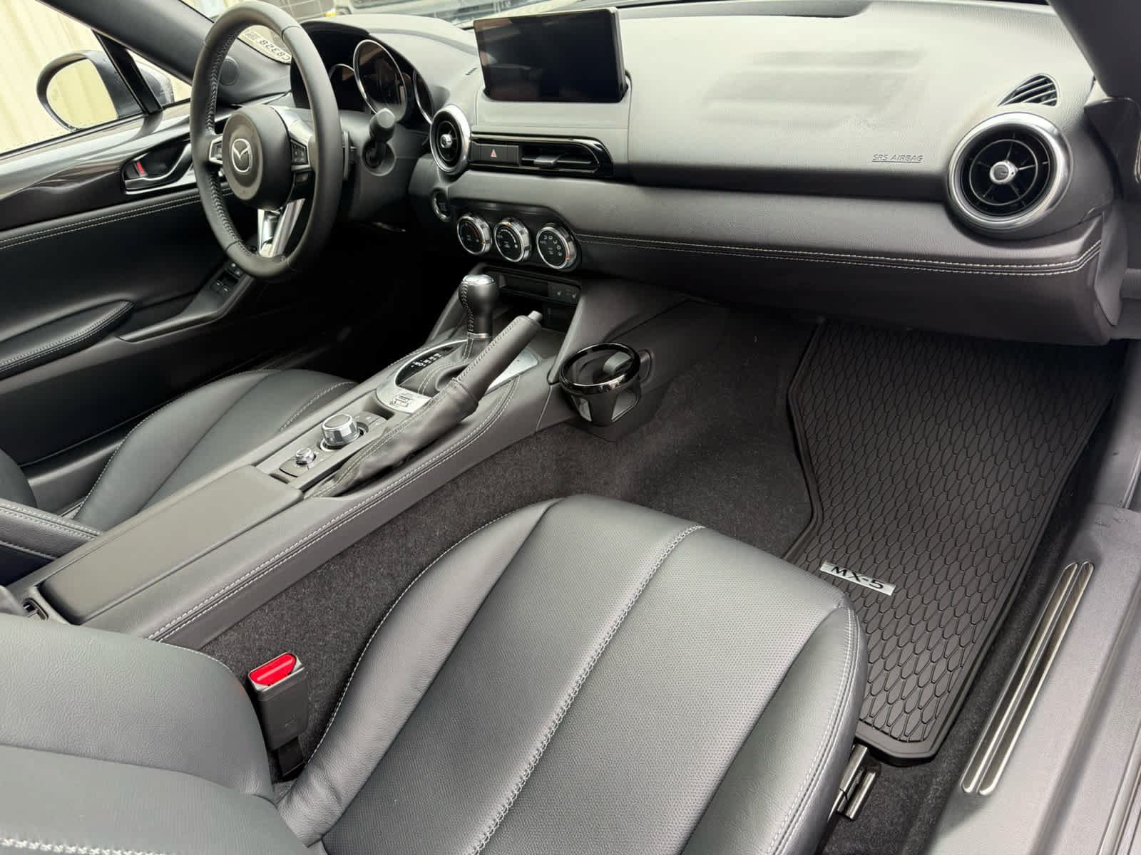 New 2025 MAZDA MX-5 Miata Grand Touring w/ Appearance Package RWD image 8