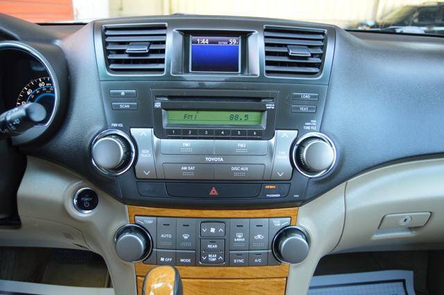 Used 2010 Toyota Highlander 4WD Hybrid w/ Extra Value Pkg 2 image 23