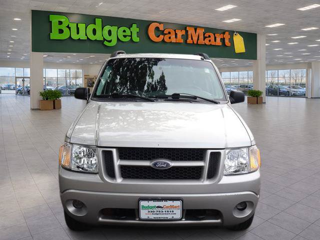 Used 2004 Ford Explorer Sport Trac 4x4 image 2