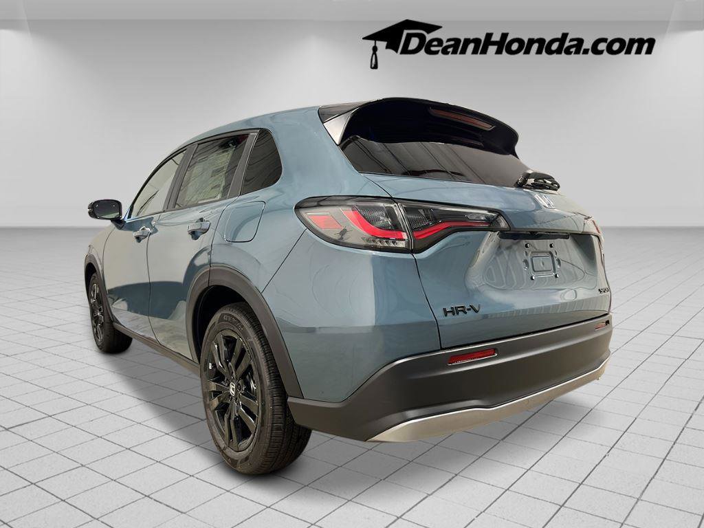 New 2026 Honda HR-V Sport image 3