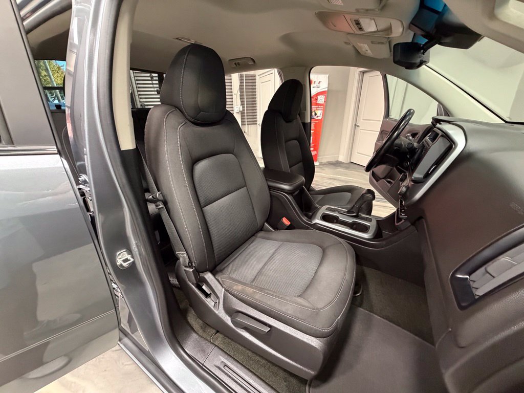 Used 2018 Chevrolet Colorado LT w/ LT Convenience Package AWD/4WD image 5