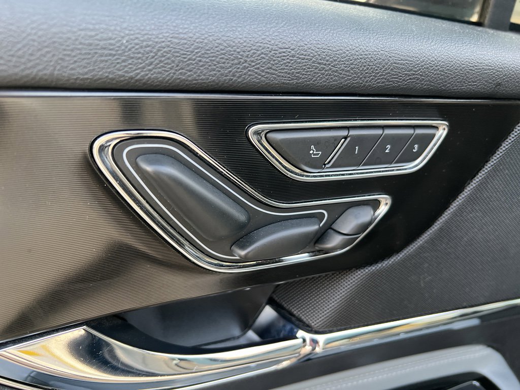 Used 2022 Lincoln Corsair Reserve w/ Equipment Group 201A image 17