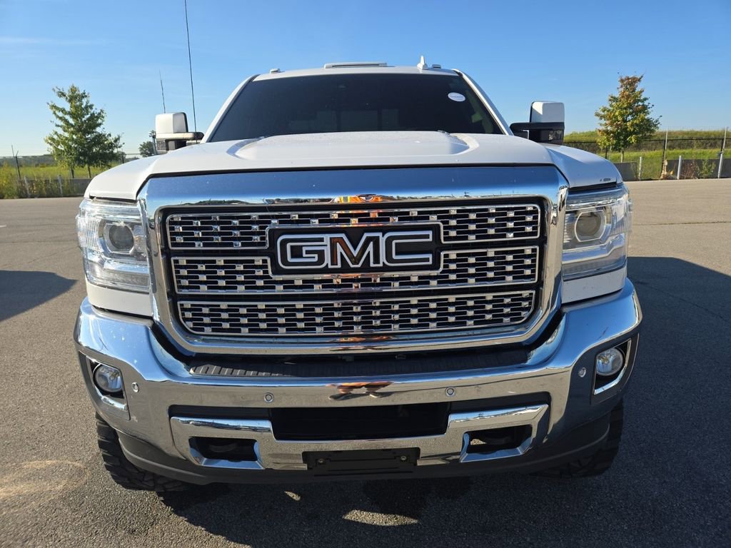 Used 2015 GMC Sierra 2500 SLT w/ Duramax Plus Package image 2
