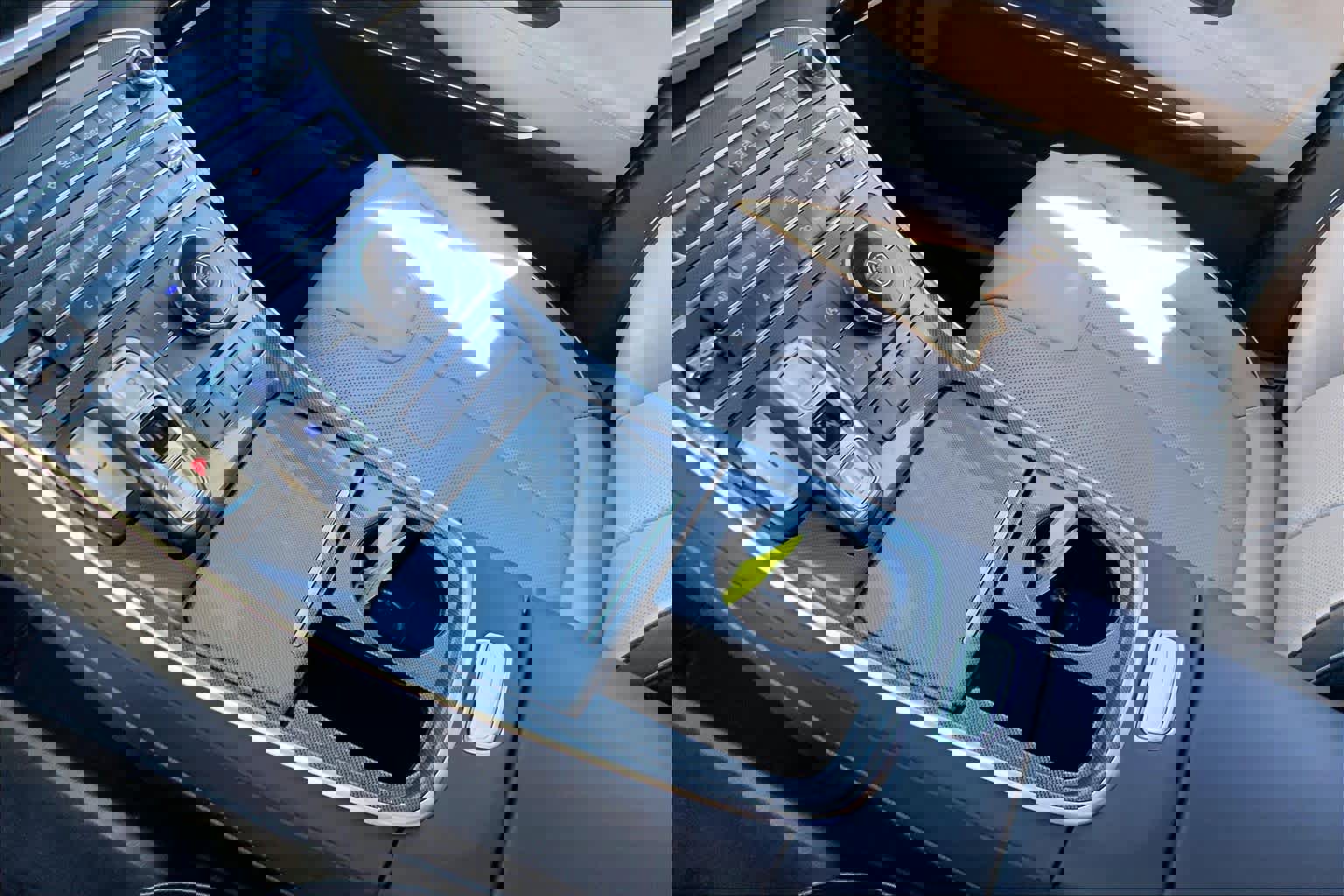 Used 2022 Hyundai Santa Fe SEL w/ Convenience + Premium Package image 16