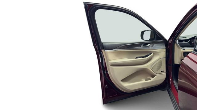 Used 2021 Jeep Grand Cherokee L Limited image 10