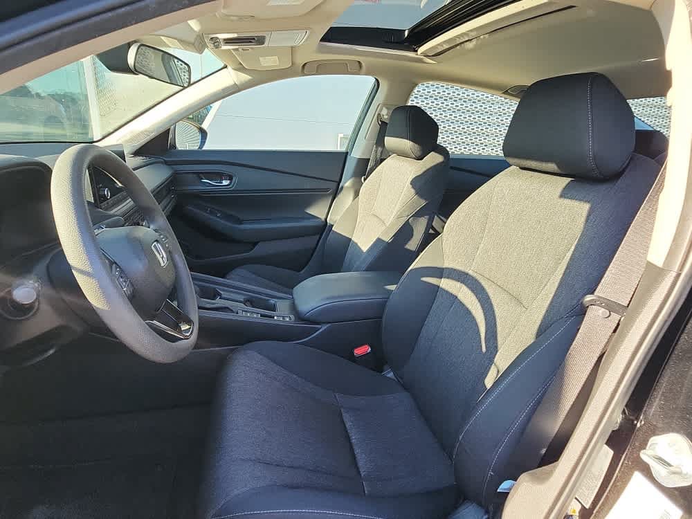 Used 2025 Honda Accord SE image 3