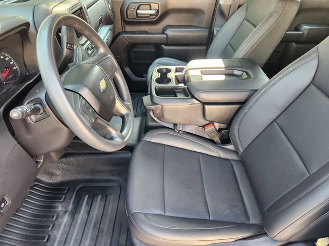 Used 2024 Chevrolet Silverado 1500 W/T w/ Trailering Package AWD/4WD image 4