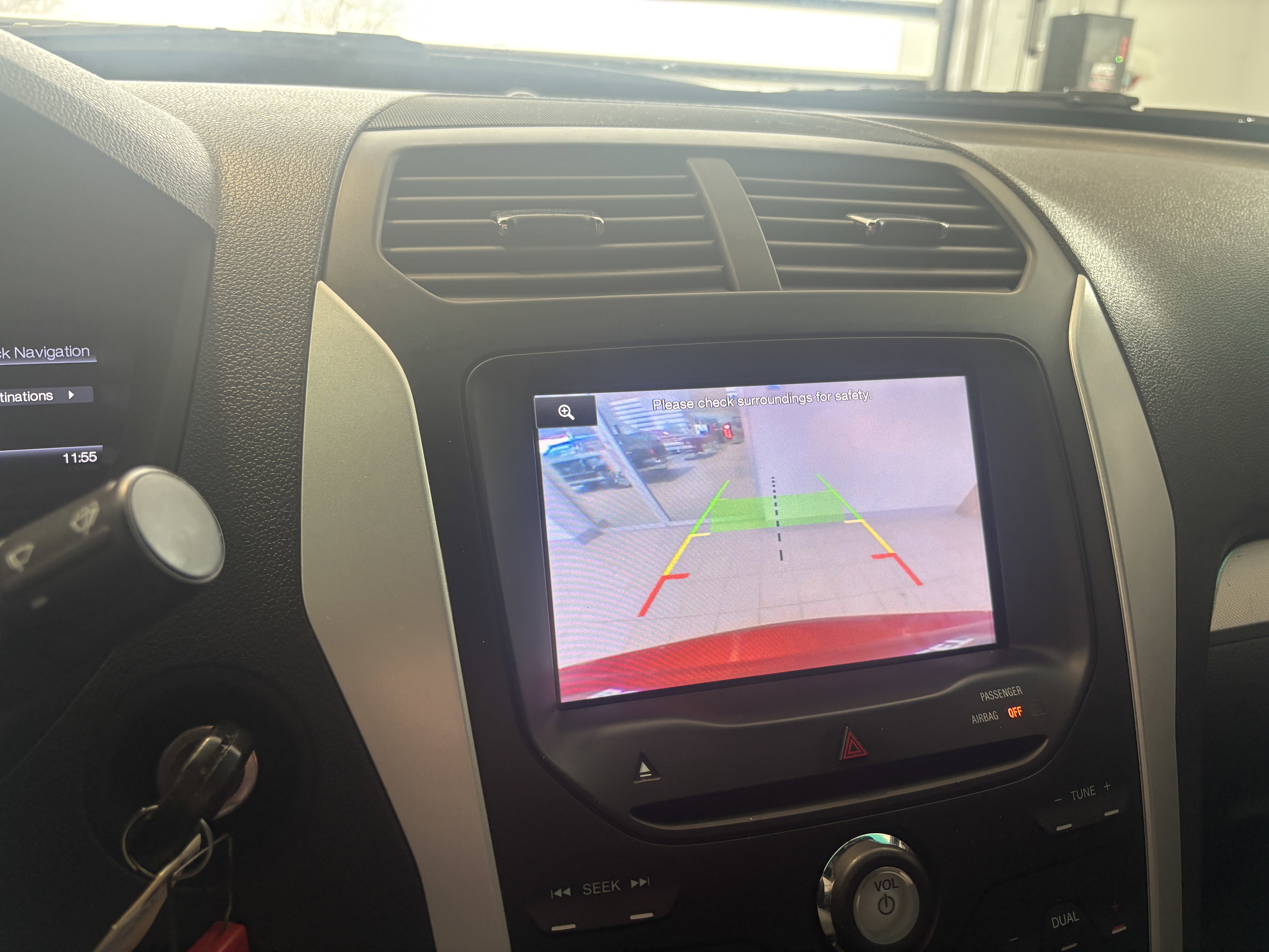 Used 2013 Ford Explorer XLT image 12