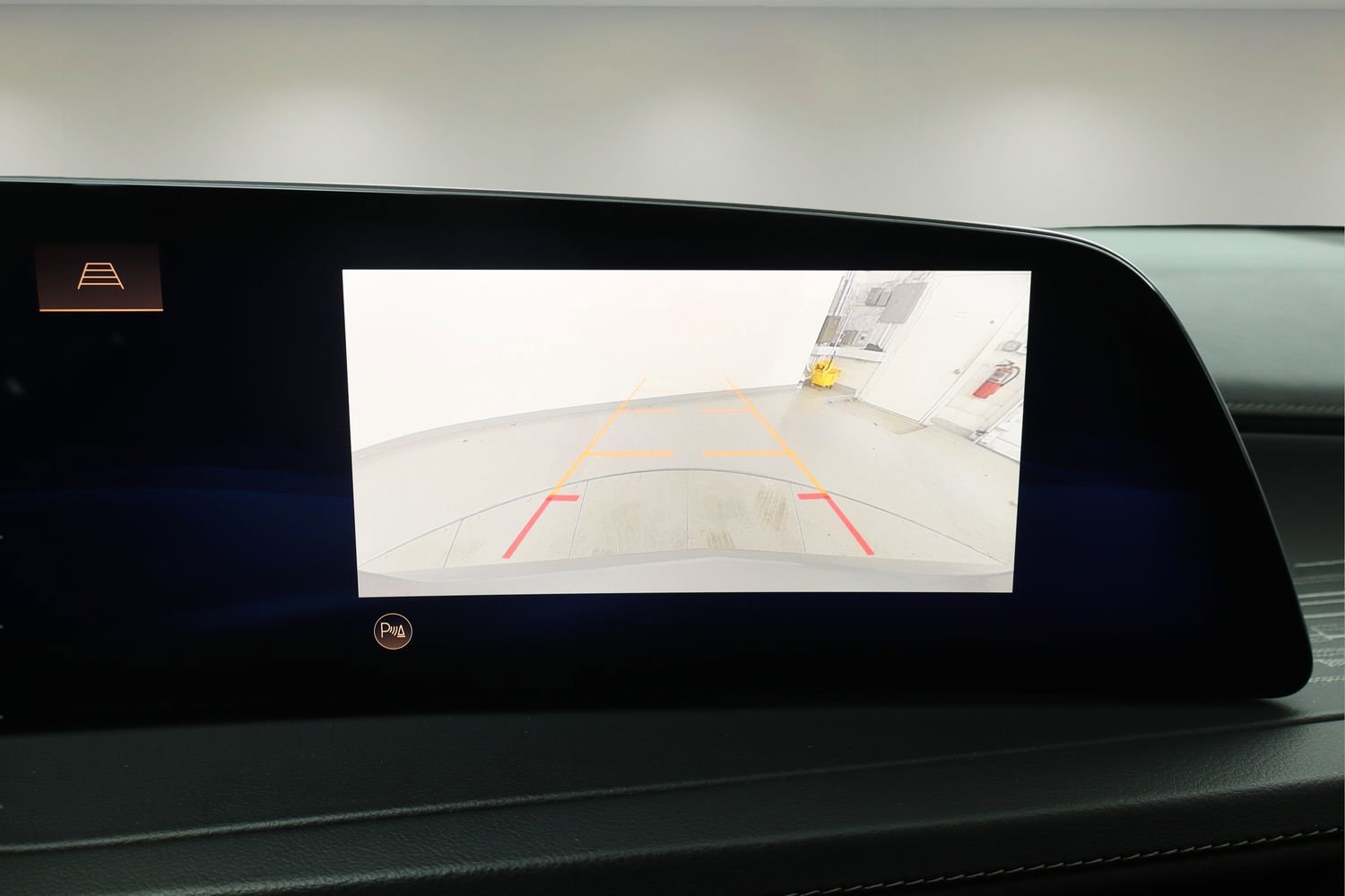 Certified 2024 Cadillac XT4 Premium Luxury image 18