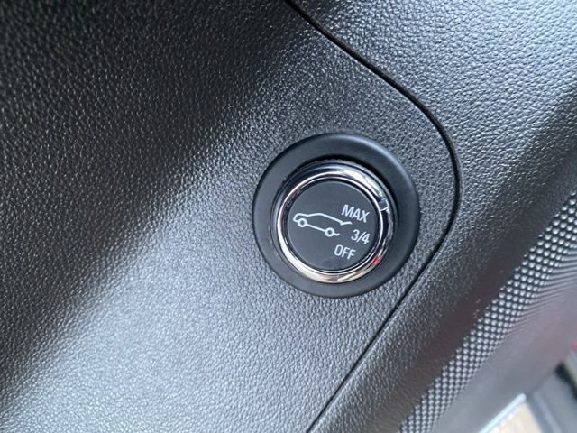 Used 2018 GMC Acadia SLT w/ LPO, Floor Liner Package image 15