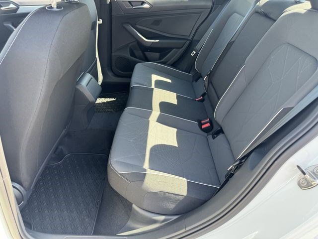 Used 2025 Volkswagen Jetta Sport image 13