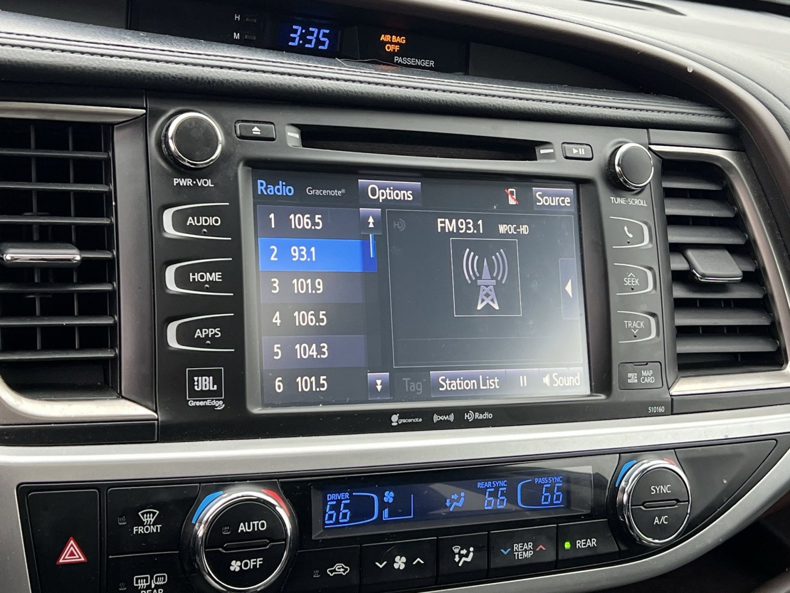 Used 2016 Toyota Highlander Limited w/ Driver Technology Package image 18