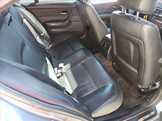 Used 2011 BMW 328i xDrive Sedan AWD/4WD image 19