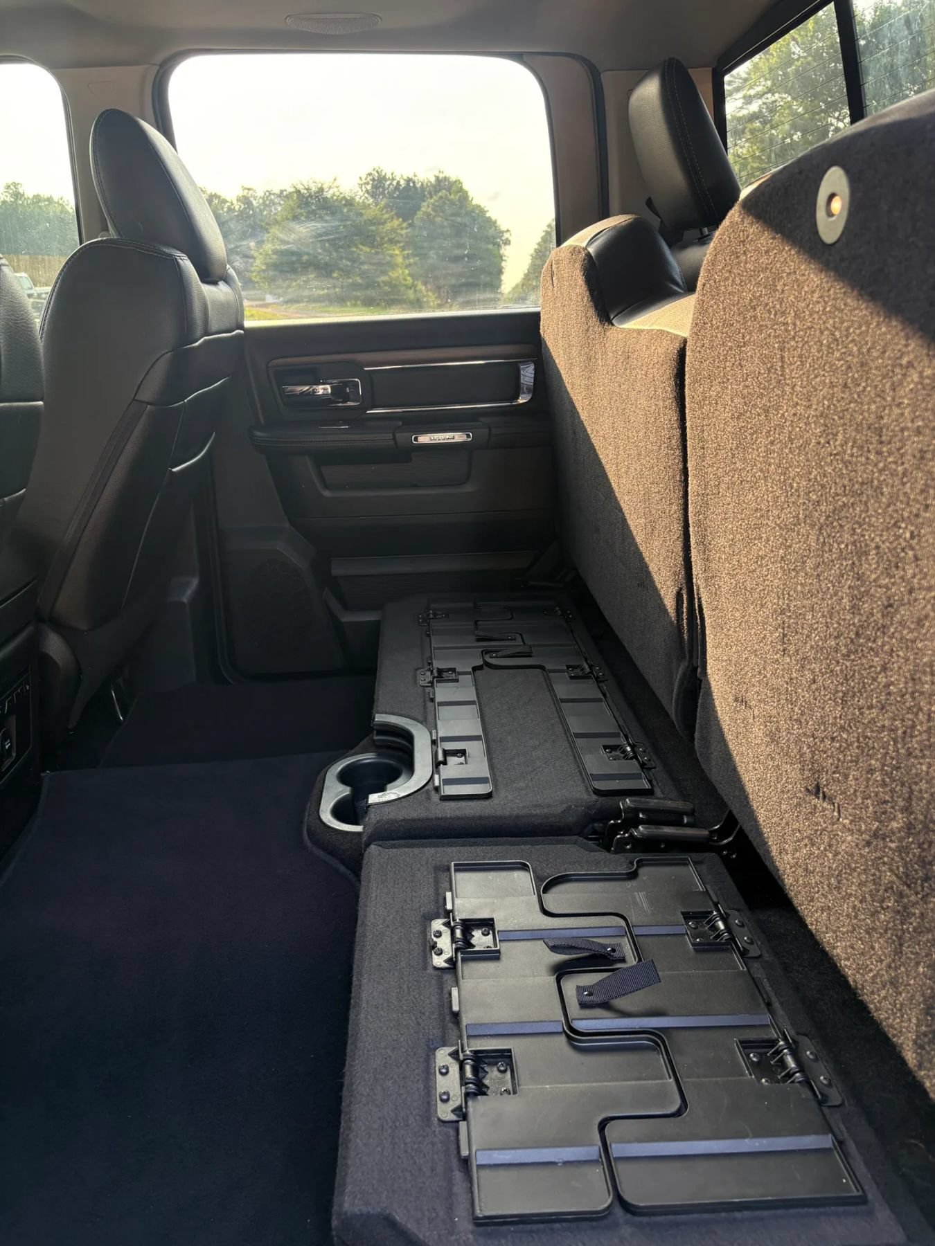 Used 2014 RAM 3500 Laramie AWD/4WD image 28