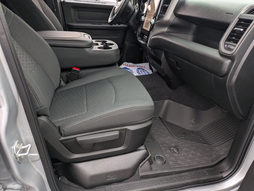 New 2026 RAM 3500 Tradesman AWD/4WD image 30