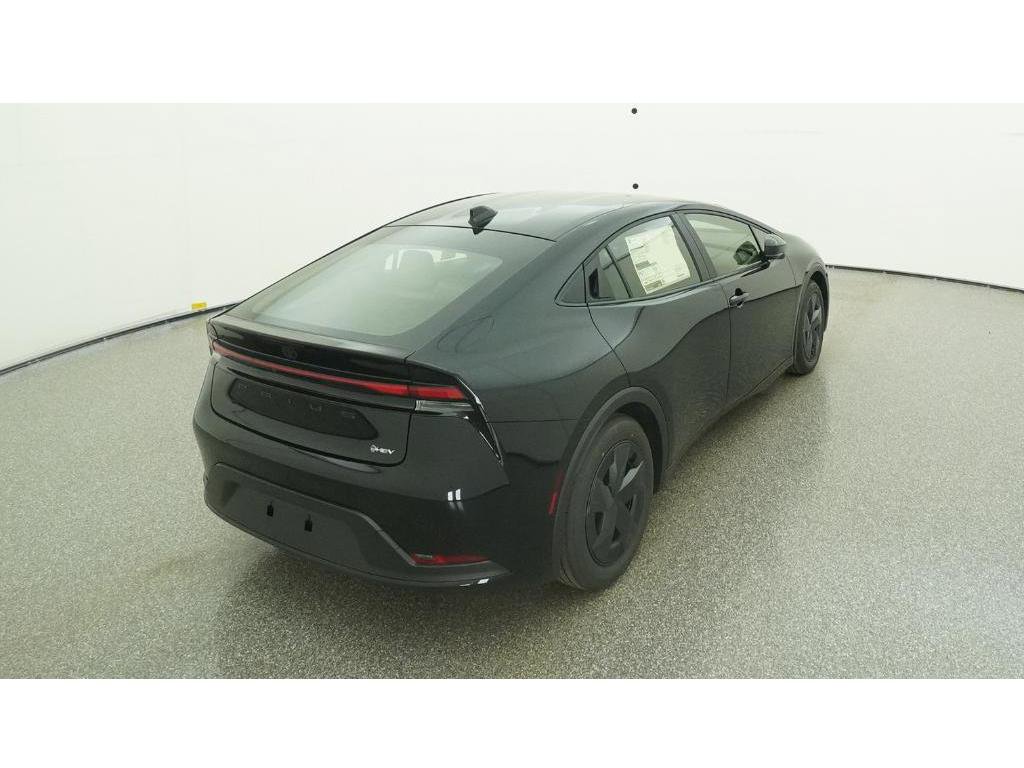 New 2026 Toyota Prius LE image 8