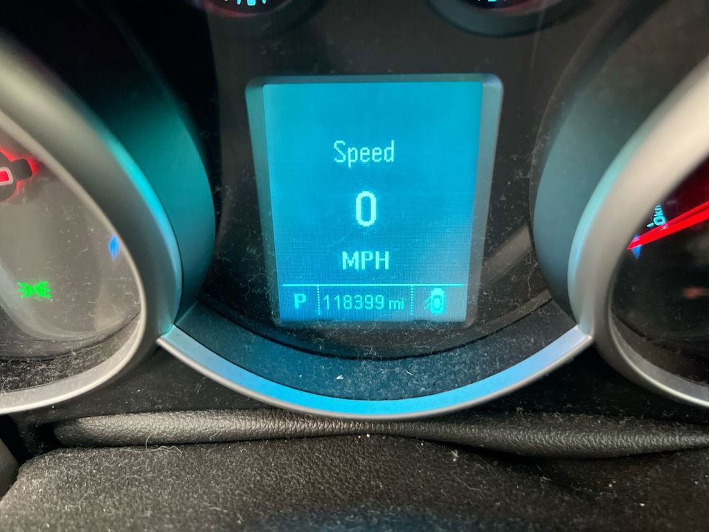 Used 2012 Chevrolet Cruze LS w/ Connectivity Package FWD image 13
