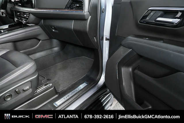 Used 2025 Chevrolet Tahoe LT image 23