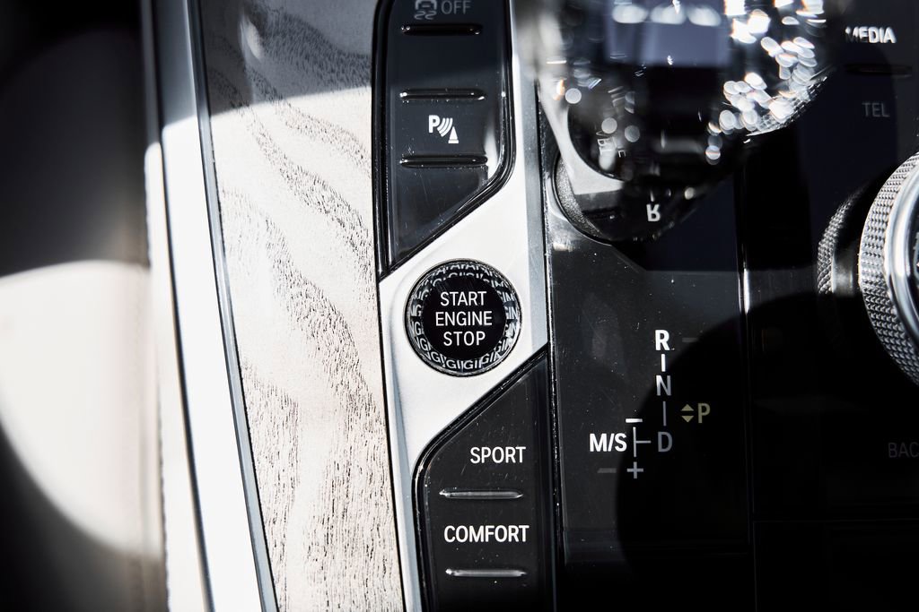 Used 2023 BMW ALPINA XB7 image 80