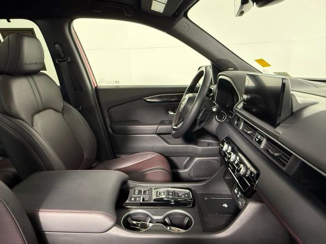 Used 2025 Honda Pilot Black Edition image 55