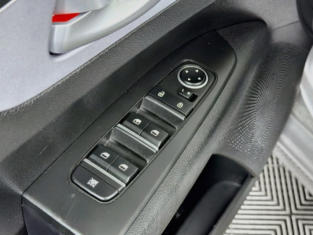 Used 2024 Kia Forte LXS FWD image 17