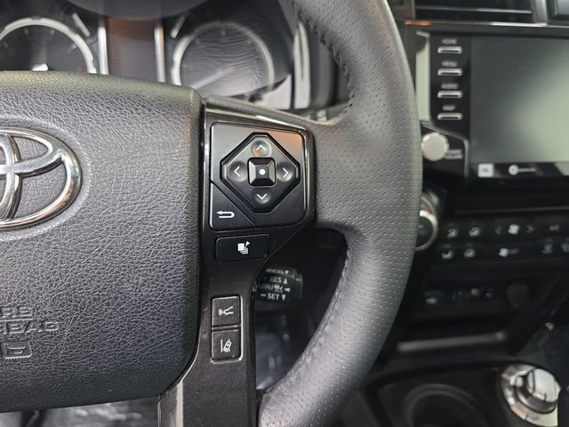 Certified 2020 Toyota 4Runner Nightshade AWD/4WD image 15