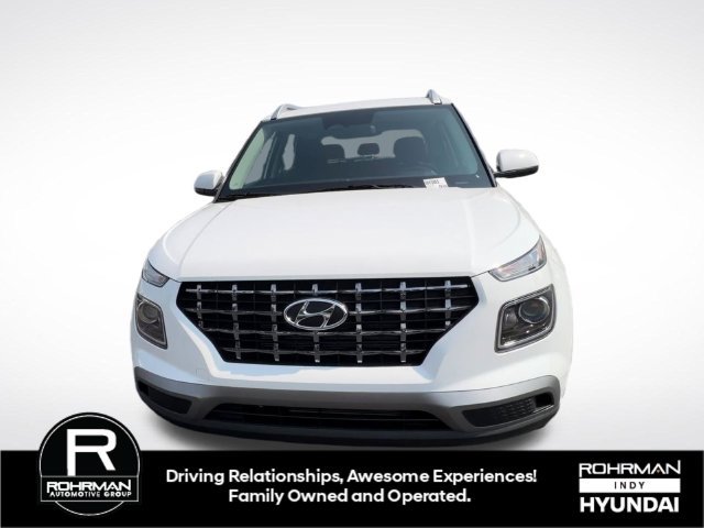 New 2026 Hyundai Venue SEL FWD image 3