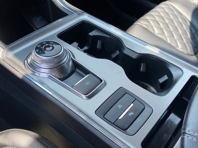 Used 2024 Ford Edge Titanium image 18