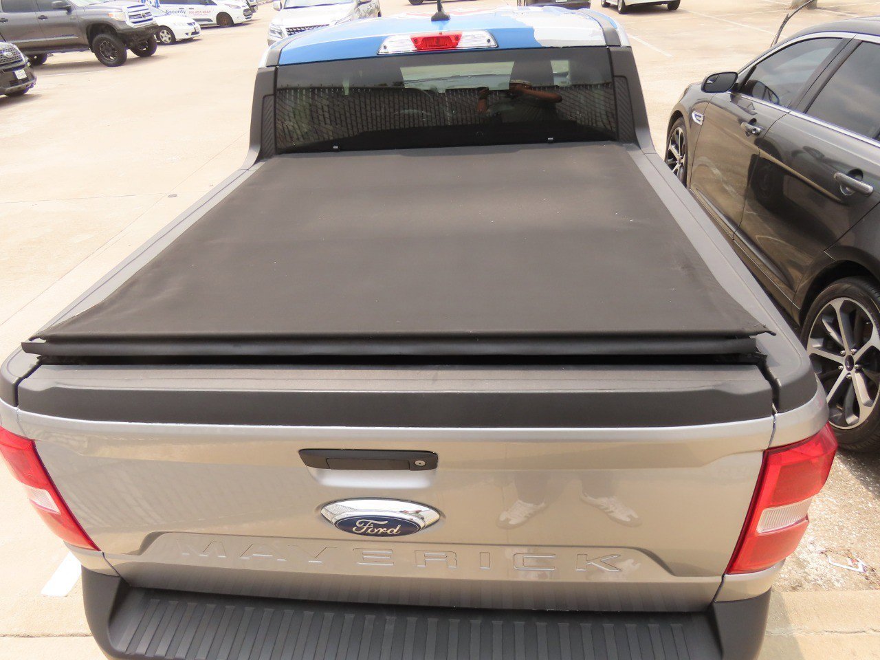 Used 2023 Ford Maverick XL FWD image 11