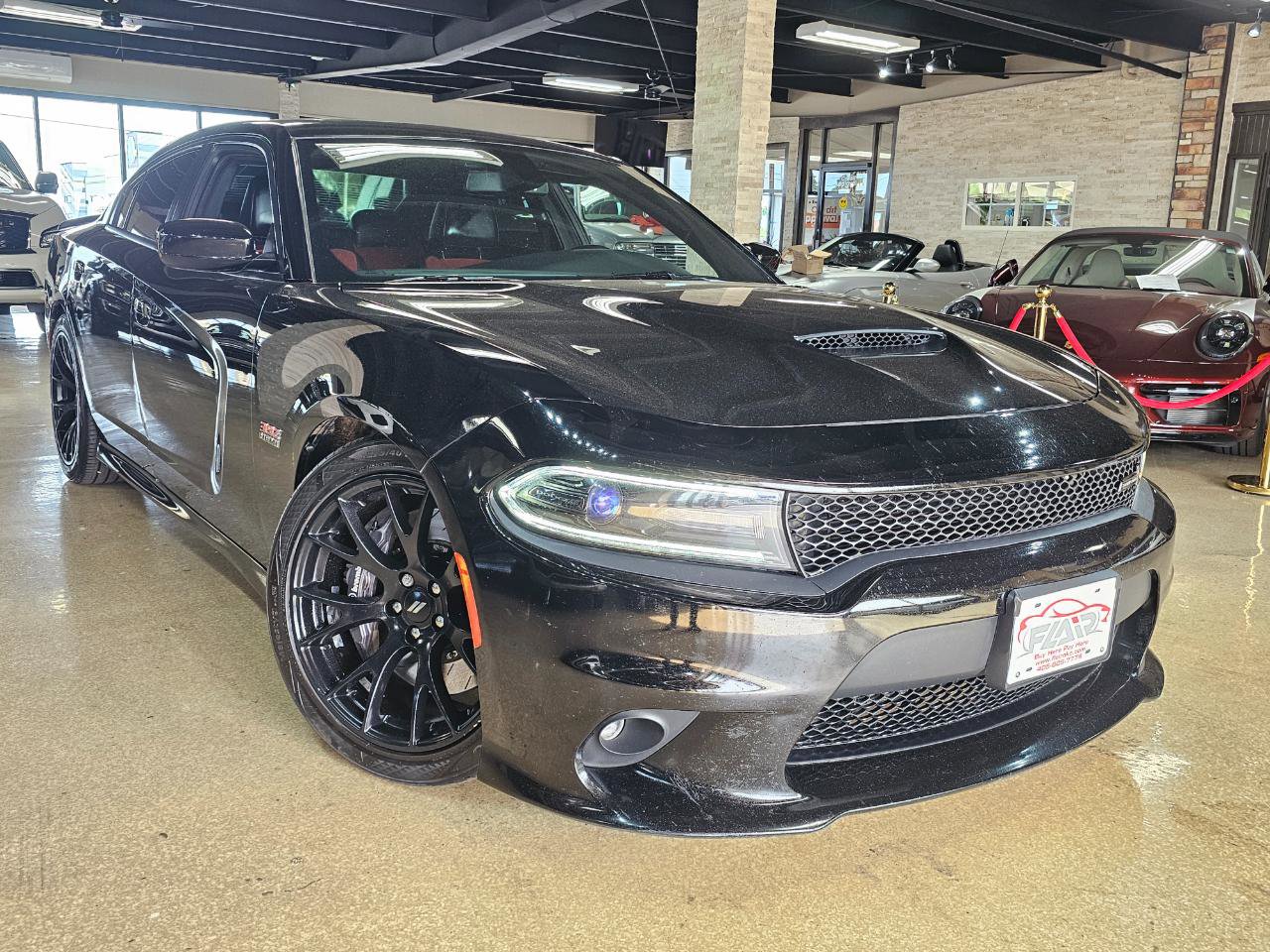 Used 2017 Dodge Charger R/T Scat Pack w/ Dynamics Package RWD image 1