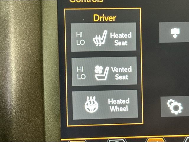 Used 2022 Jeep Cherokee Trailhawk w/ Sun, Sound & Nav Group image 19