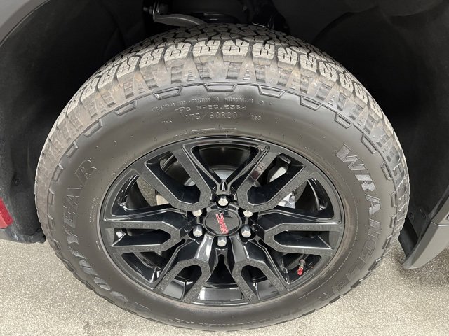 Used 2024 GMC Sierra 1500 Elevation w/ Elevation Premium Package image 13