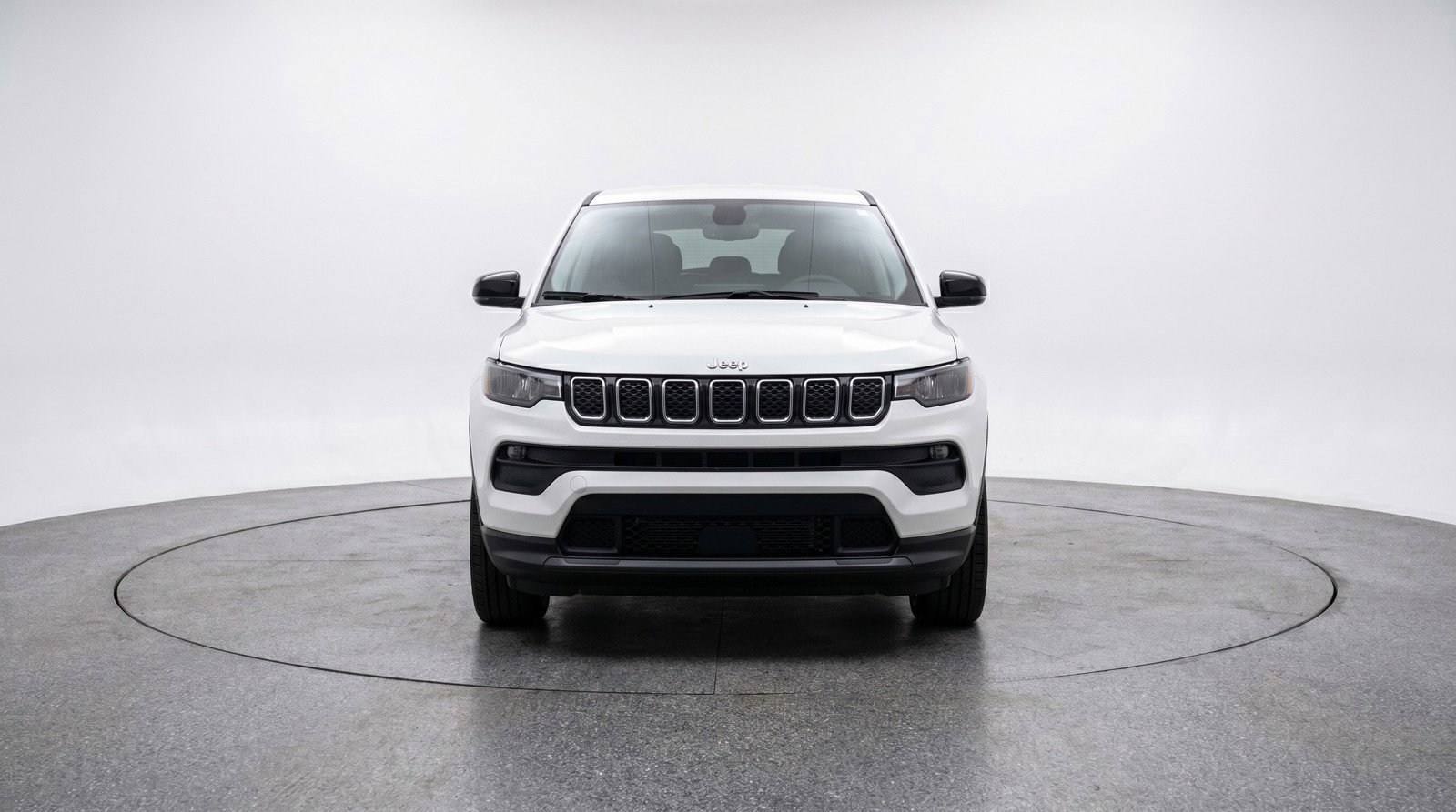Used 2025 Jeep Compass Latitude AWD/4WD image 2