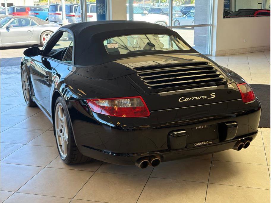 Used 2005 Porsche 911 Carrera S RWD image 16