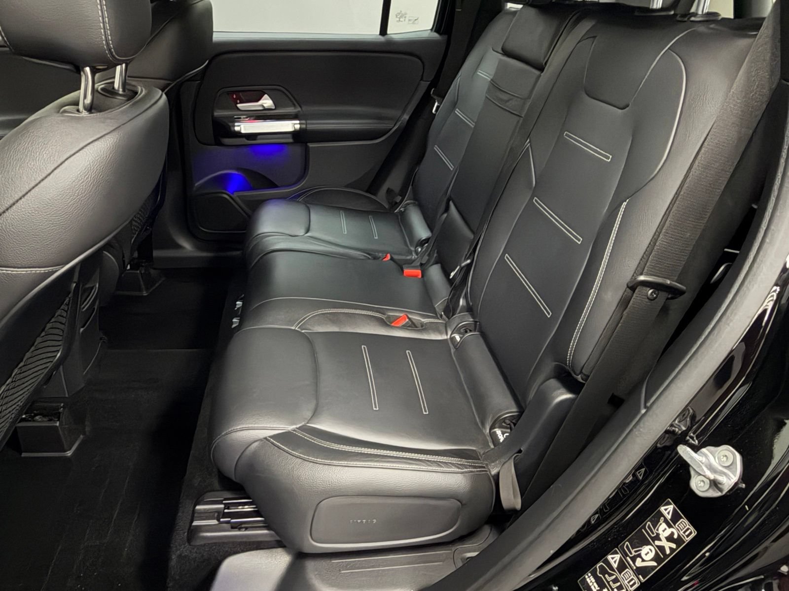 Certified 2022 Mercedes-Benz GLB 35 AMG 4MATIC image 42