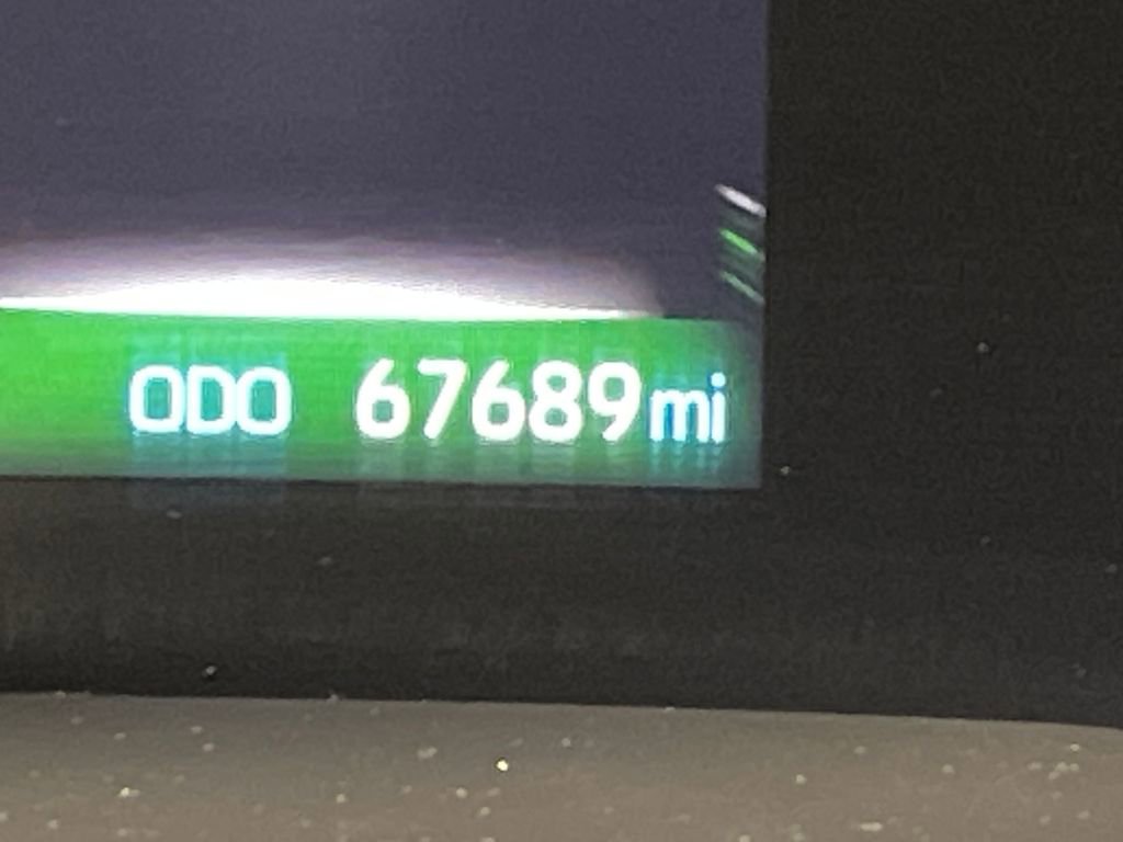 Certified 2024 Toyota Sienna XLE image 19