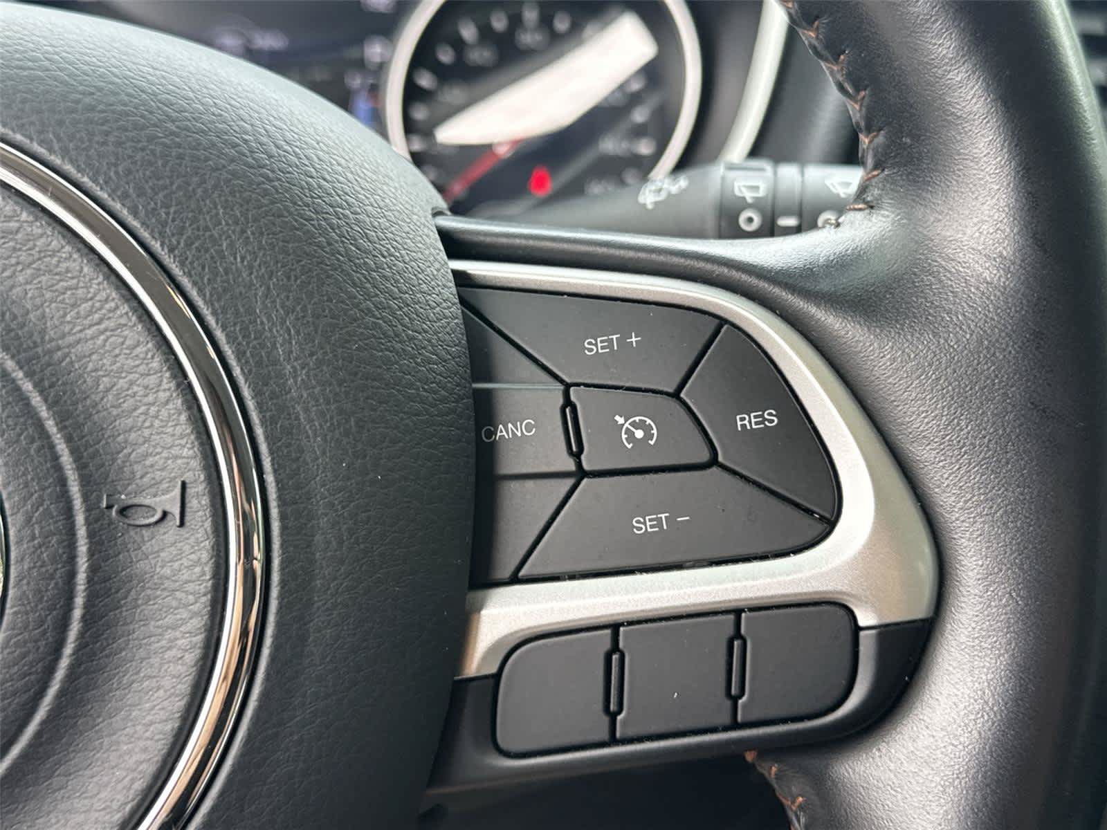 Used 2020 Jeep Compass Limited AWD/4WD image 20