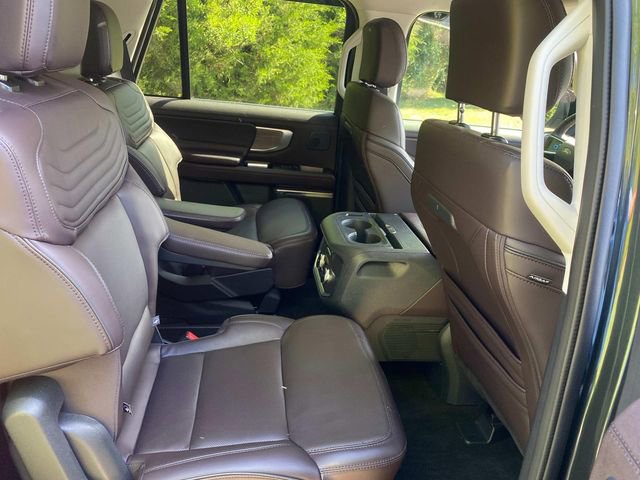 Used 2025 Ford Expedition Platinum w/ Platinum Ultimate Package image 34