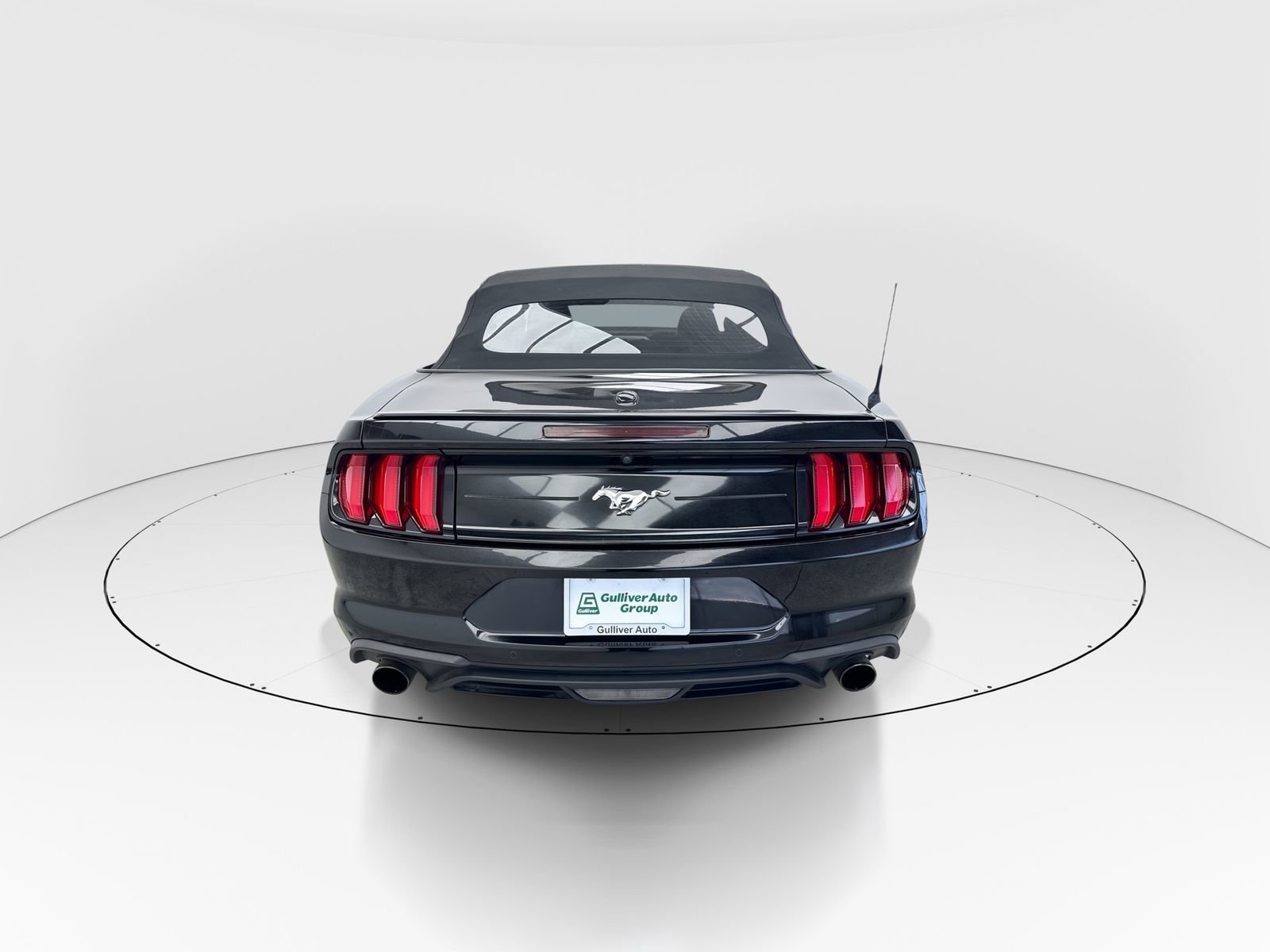 Used 2022 Ford Mustang Premium RWD image 7